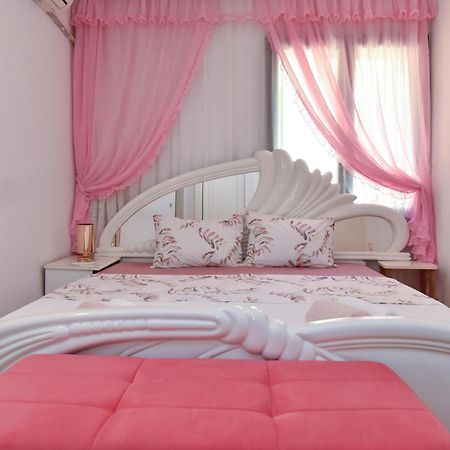 Vila Apartments Lidija Petrovac Ngoại thất bức ảnh