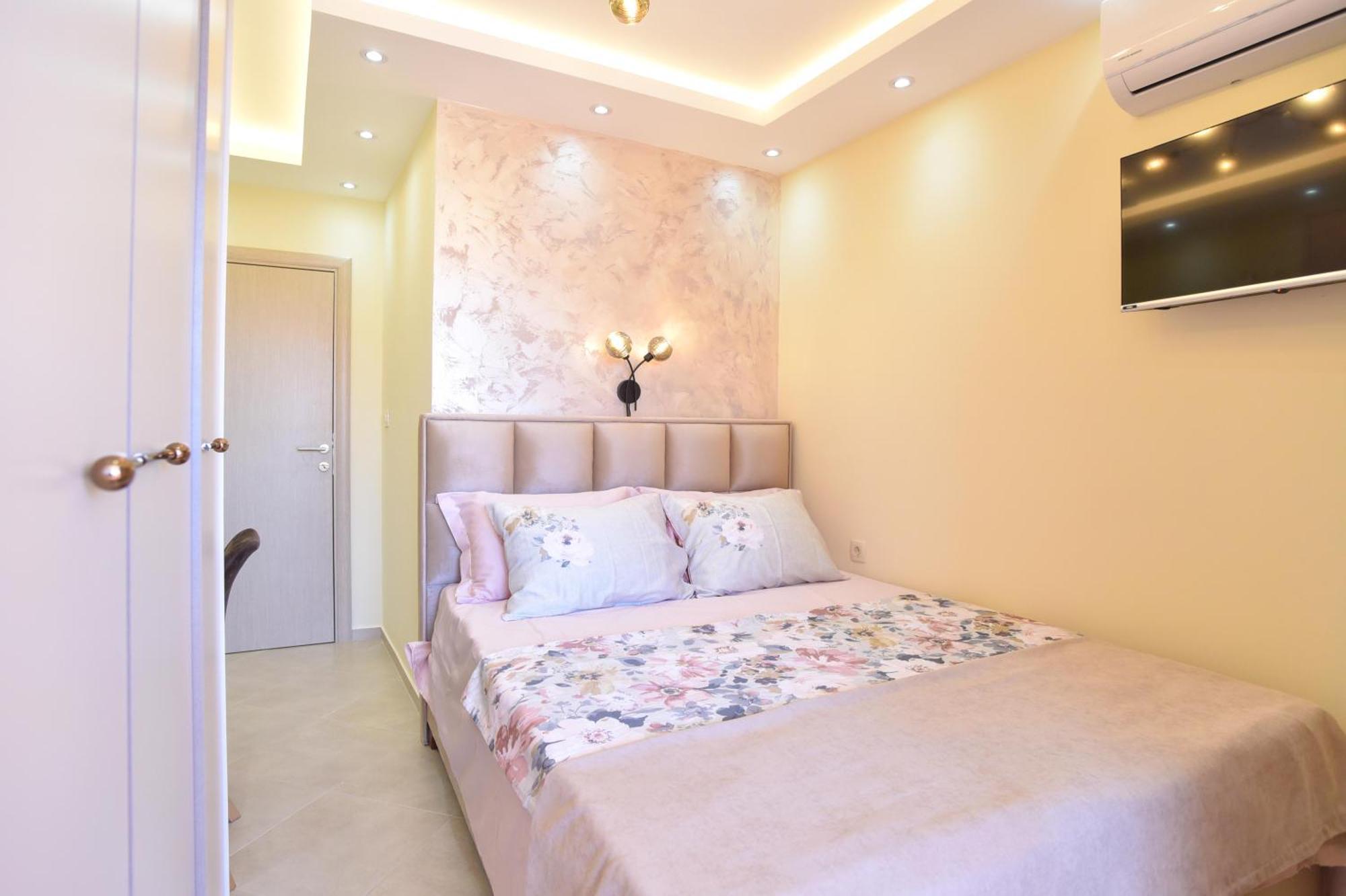 Vila Apartments Lidija Petrovac Ngoại thất bức ảnh