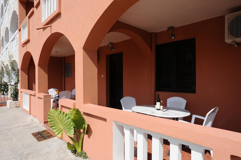 Vila Apartments Lidija Petrovac Phòng bức ảnh